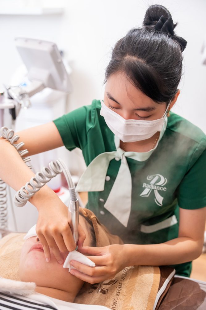 Đặc trị điện di, quang trị liệu